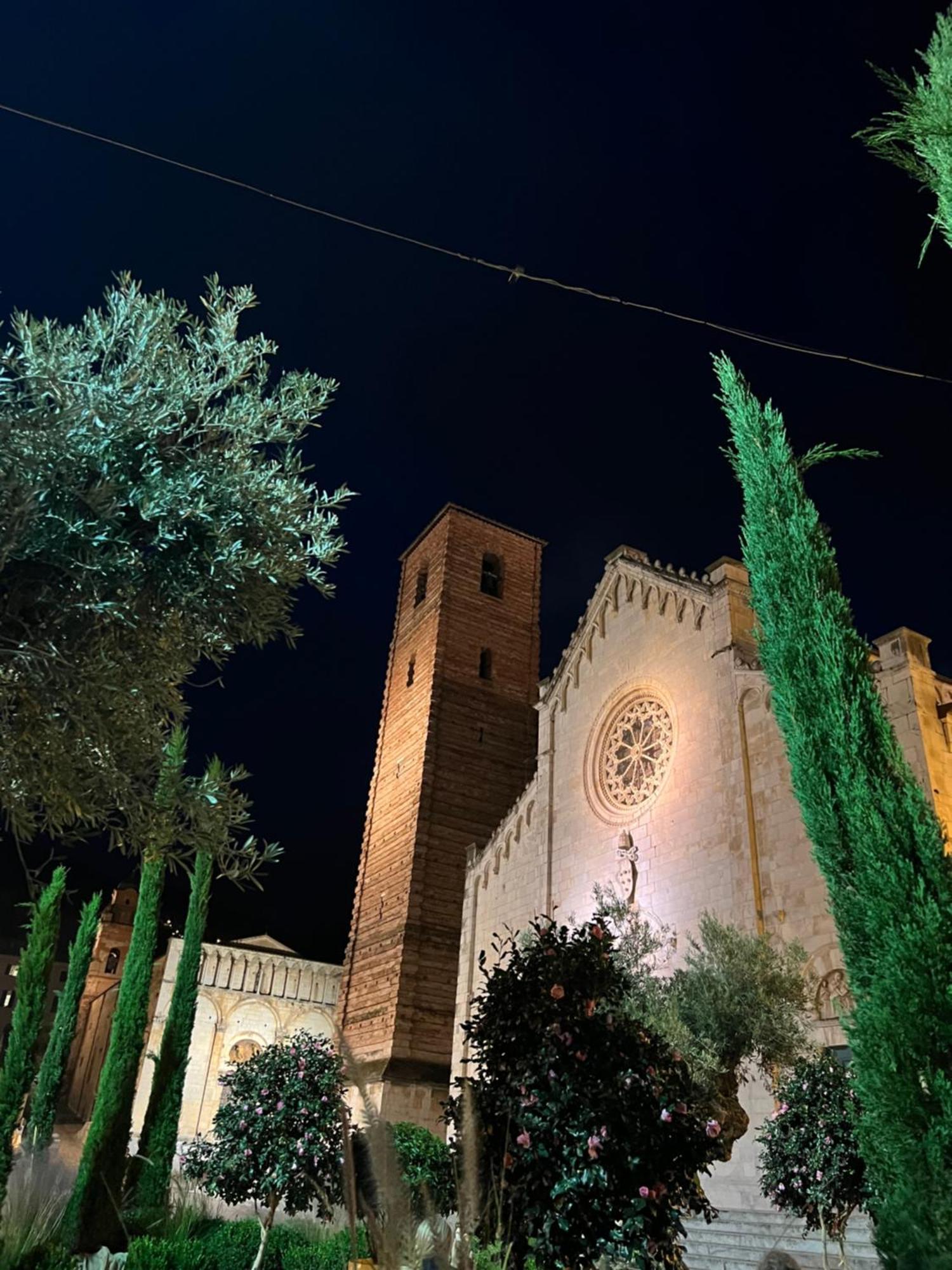 Pietrasanta Ai Teatri Bed and Breakfast Buitenkant foto
